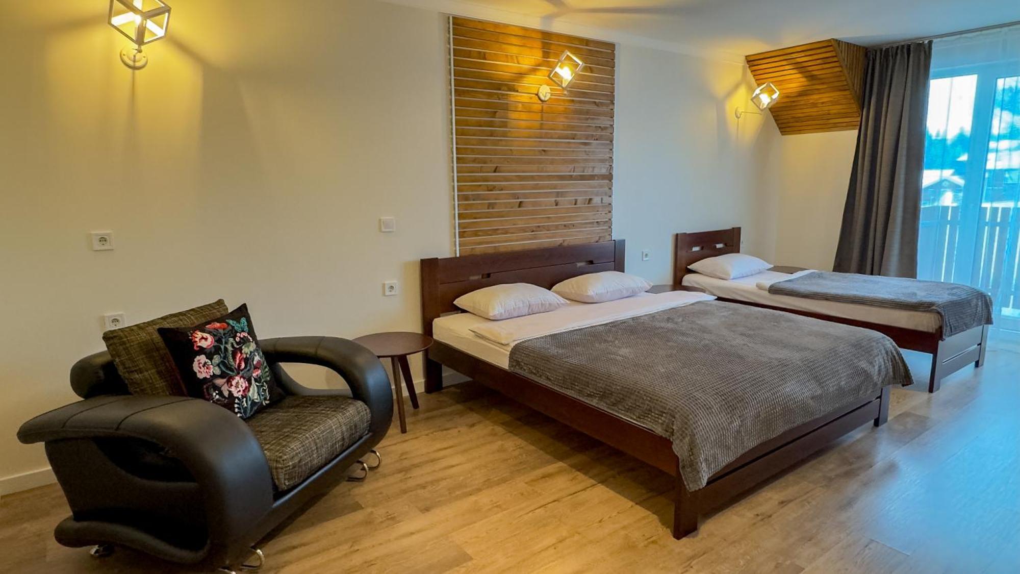 Lion Hotell Bukovel Exteriör bild